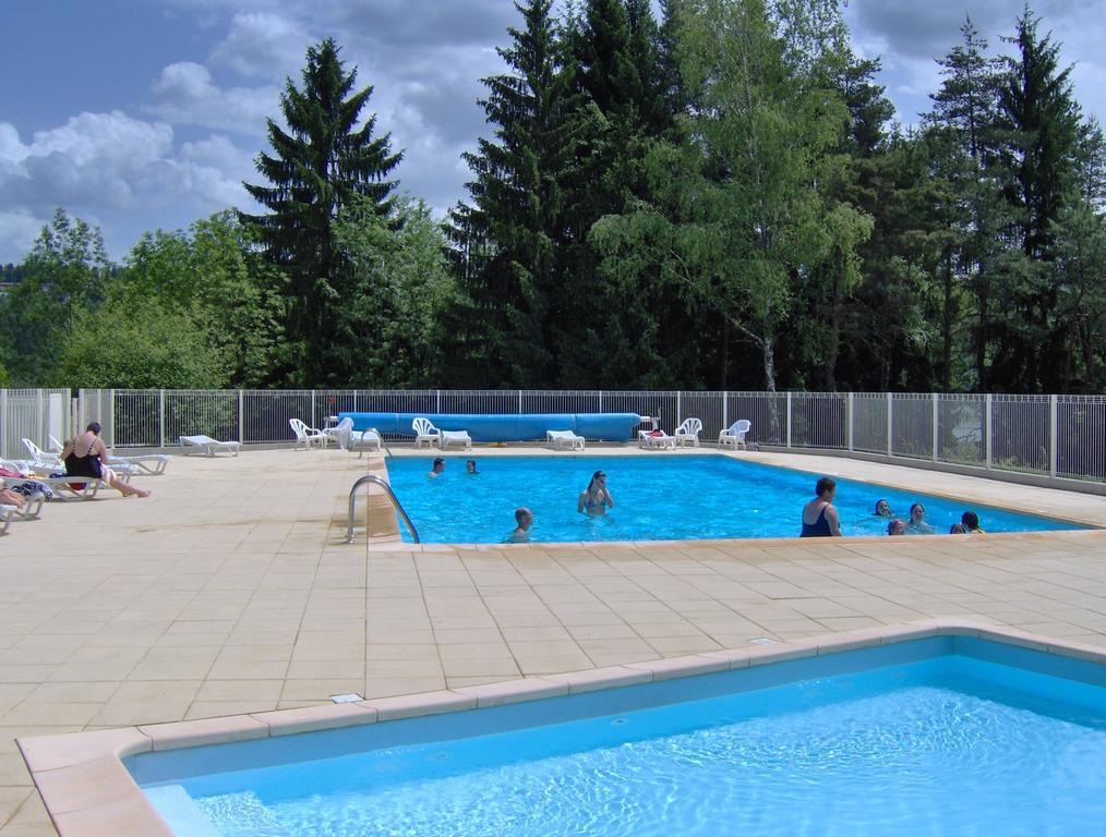 Vvf Jura Lac De Vouglans Maisod Exterior foto