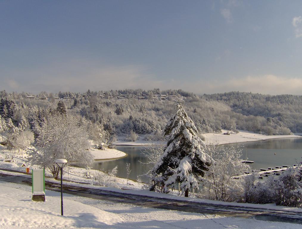 Vvf Jura Lac De Vouglans Maisod Exterior foto