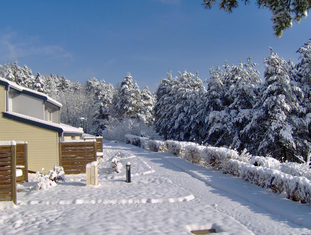 Vvf Jura Lac De Vouglans Maisod Exterior foto